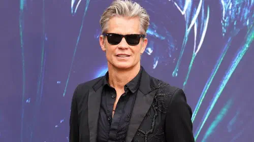 assets/timothy-olyphant-attending-the-premiere-for-alien-earth.jpeg