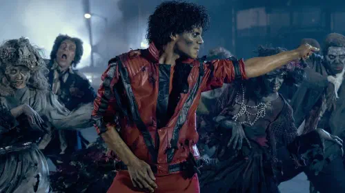 assets/jaafar-jackson-performing-thriller-as-michael-jackson-in-michael.jpeg