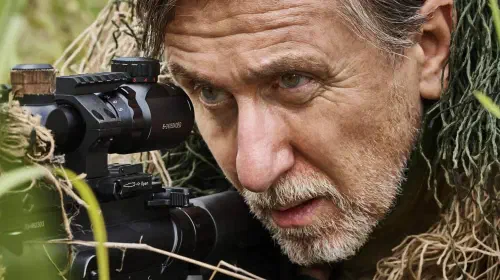 assets/tim-roth-in-seven-snipers.jpeg