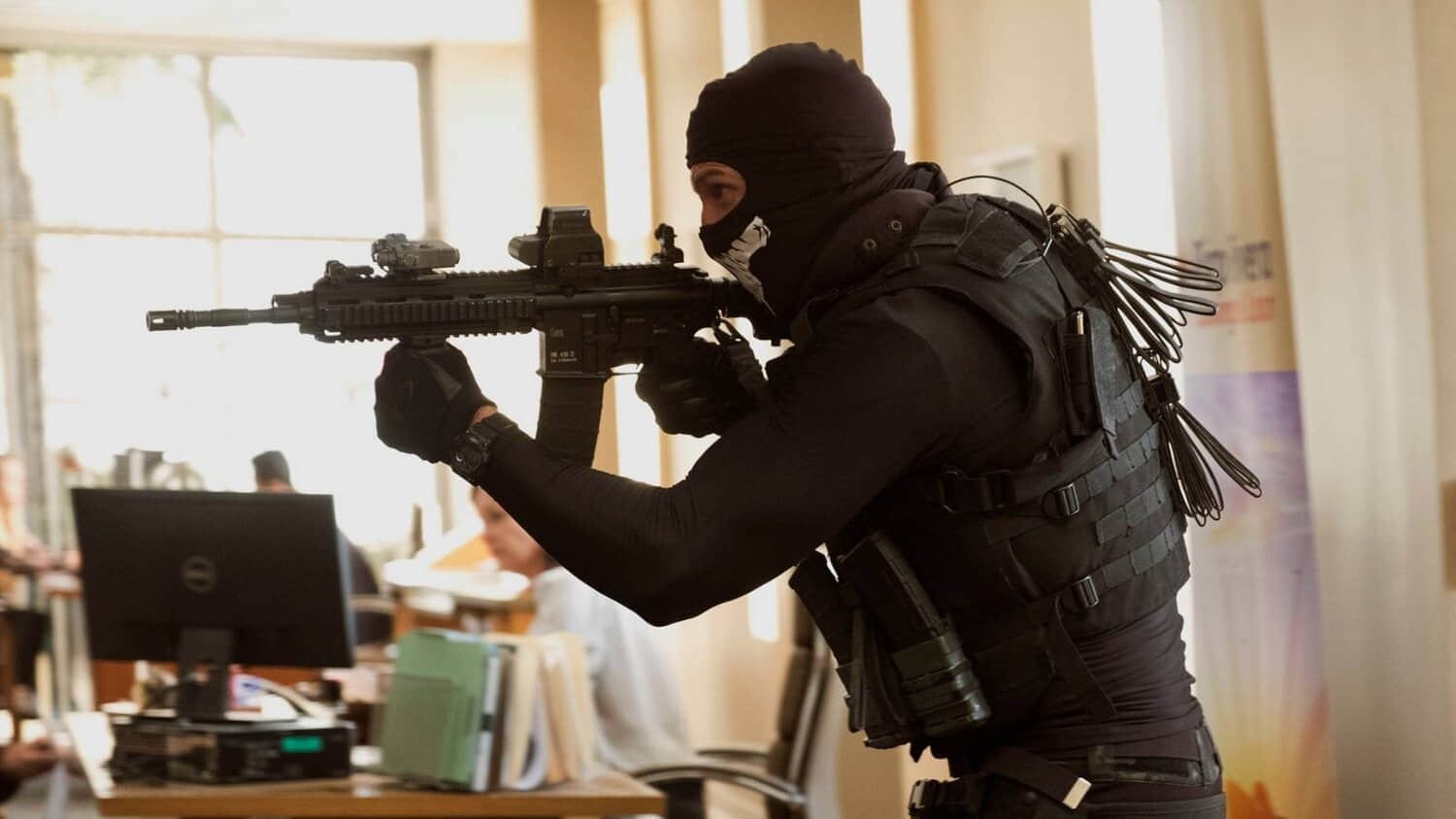 gerard-butler-den-of-thieves-action-thriller-stream-for-free-tubi-success.jpeg