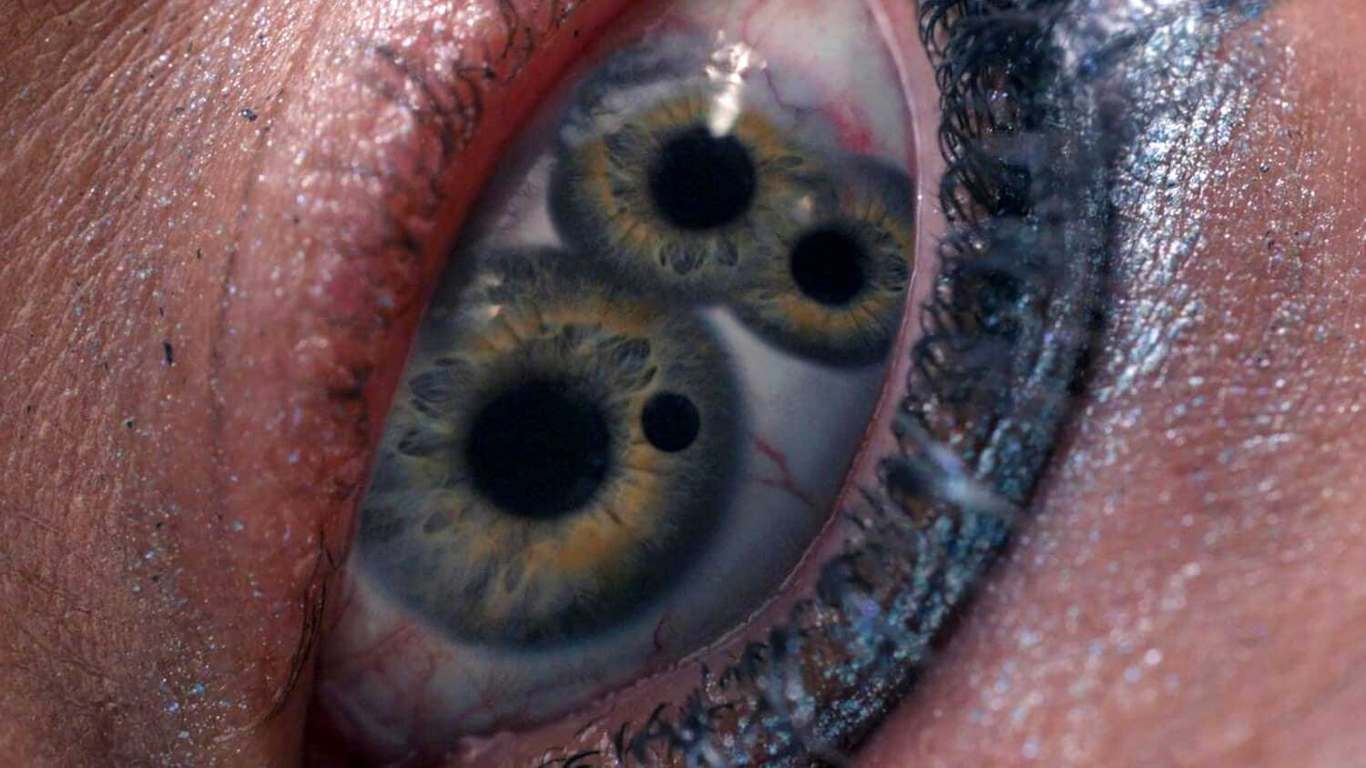 an-eye-with-three-pupils-in-the-substance.jpeg