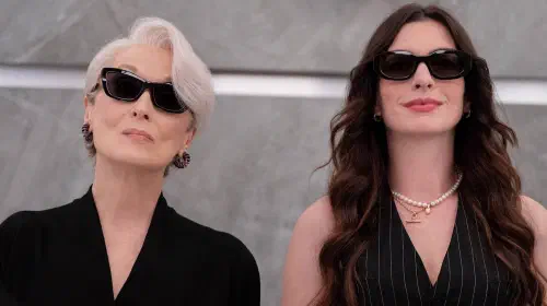 assets/meryl-streep-and-anne-hathaway-in-the-devil-wears-prada-2.jpeg