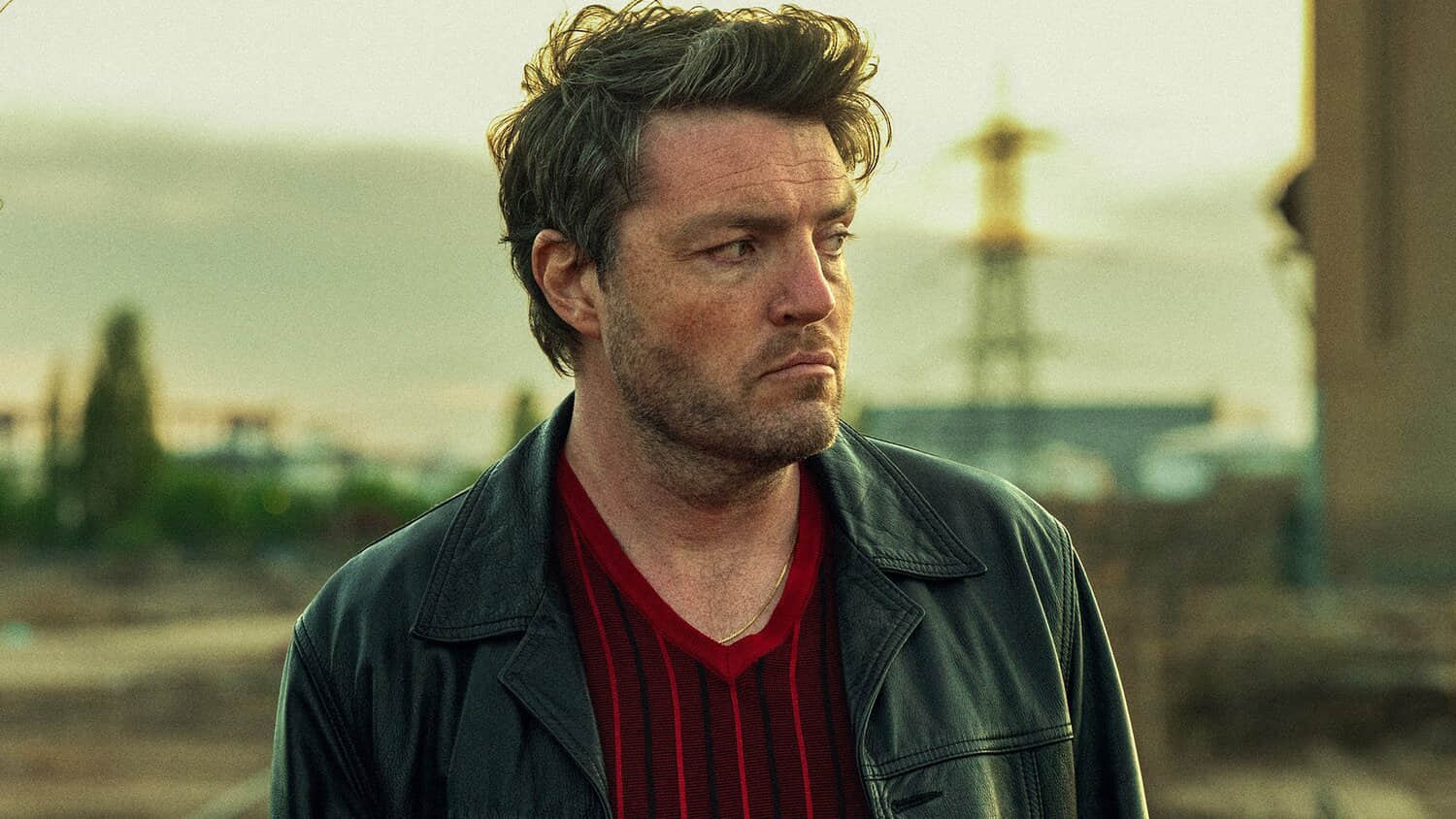tom-burke-as-guy-in-legends-on-netflix.jpeg