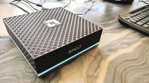 assets/AMD-Ryzen-AI-Halo-Mini-PC-1.jpeg