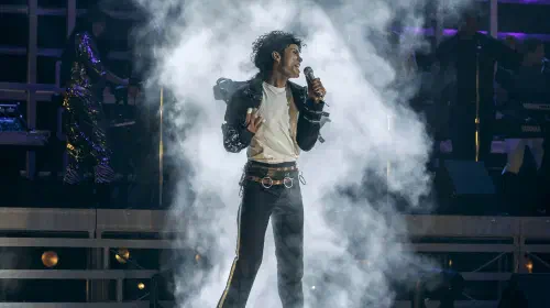 assets/jaafar-jackson-singing-as-michael-jackson-in-michael.jpeg