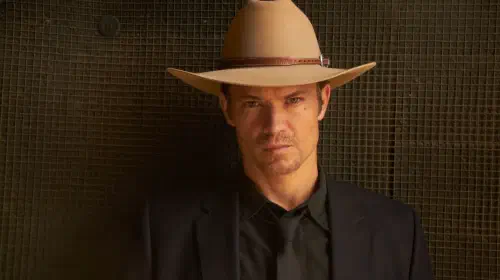assets/timothy-olyphant-as-raylan-givens-in-justified.jpeg