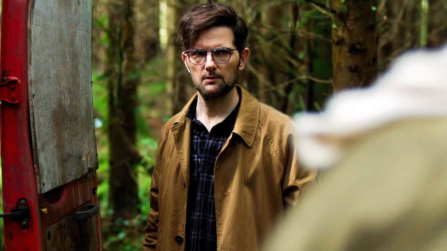 adam-scott-looking-weirdly-at-an-irish-person-in-hokum.jpeg