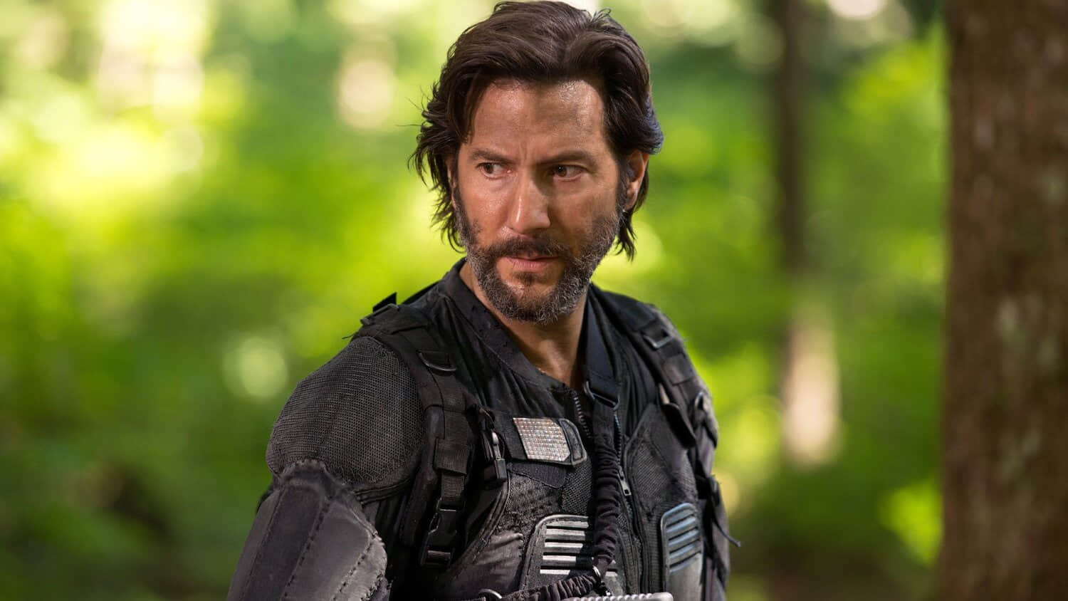 henry-ian-cusick-as-marcus-kane-in-the-100.jpeg