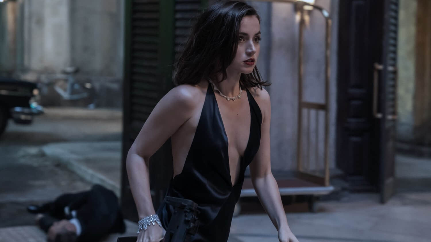 ana-de-armas-in-no-time-to-die.jpeg