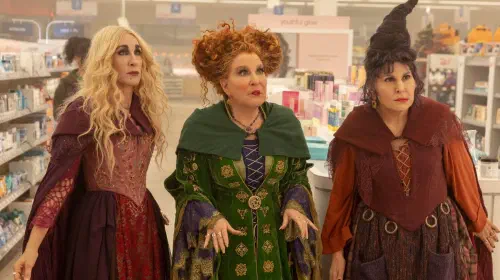 assets/bette-midler-sarah-jessica-parker-and-kathy-najimy-in-hocus-pocus-2.jpeg