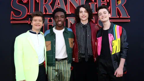assets/the-cast-of-stranger-things-in-santa-monica-california.jpeg