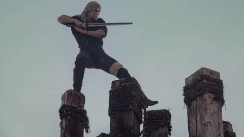 assets/henry-cavill-as-geralt-of-rivia-in-season-2-of-the-witcher.jpeg
