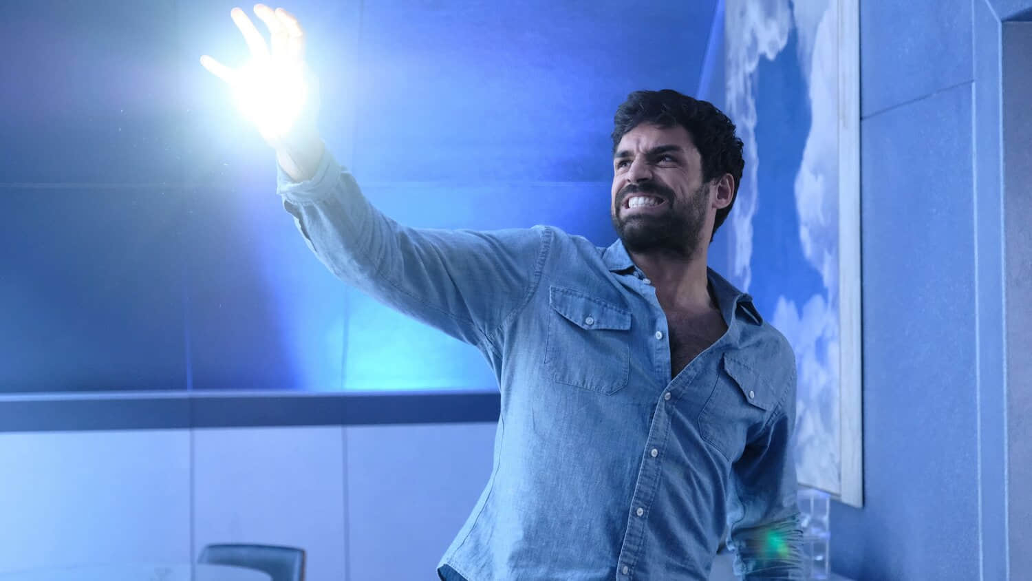 sean-teale-as-marcos-diaz-in-season-2-of-the-gifted.jpeg