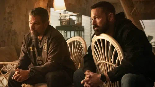 assets/ben-affleck-and-matt-damon-in-the-rip.jpeg