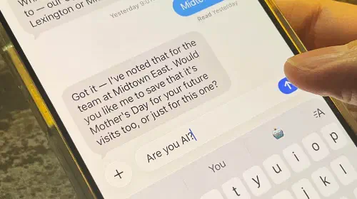 assets/iPhone-AI-chatbot.jpeg