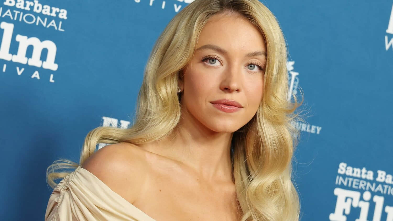 sydney-sweeney-at-the-41st-annual-santa-barbara-international-film-festival-virtuosos-award-at-the-arlington-theatre.jpeg