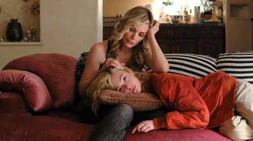 assets/michelle-pfeiffer-and-elle-fanning-in-margo-s-got-money-troubles.jpeg