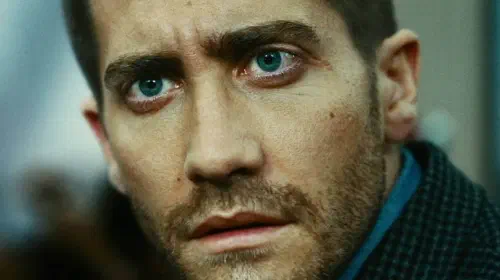 assets/jake-gyllenhaal-in-source-code.jpeg