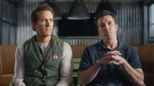 assets/welcome-to-wrexham-ryan-reynolds-rob-mac.jpeg
