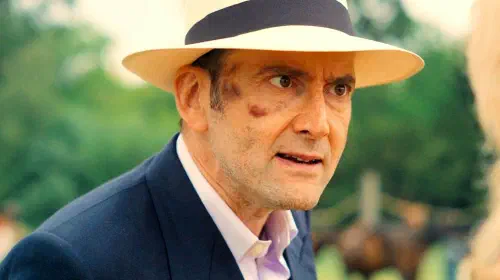 assets/david-tennant-as-lord-tony-baddingham-angry-with-his-journalist-in-rivals-season-2-1.jpeg