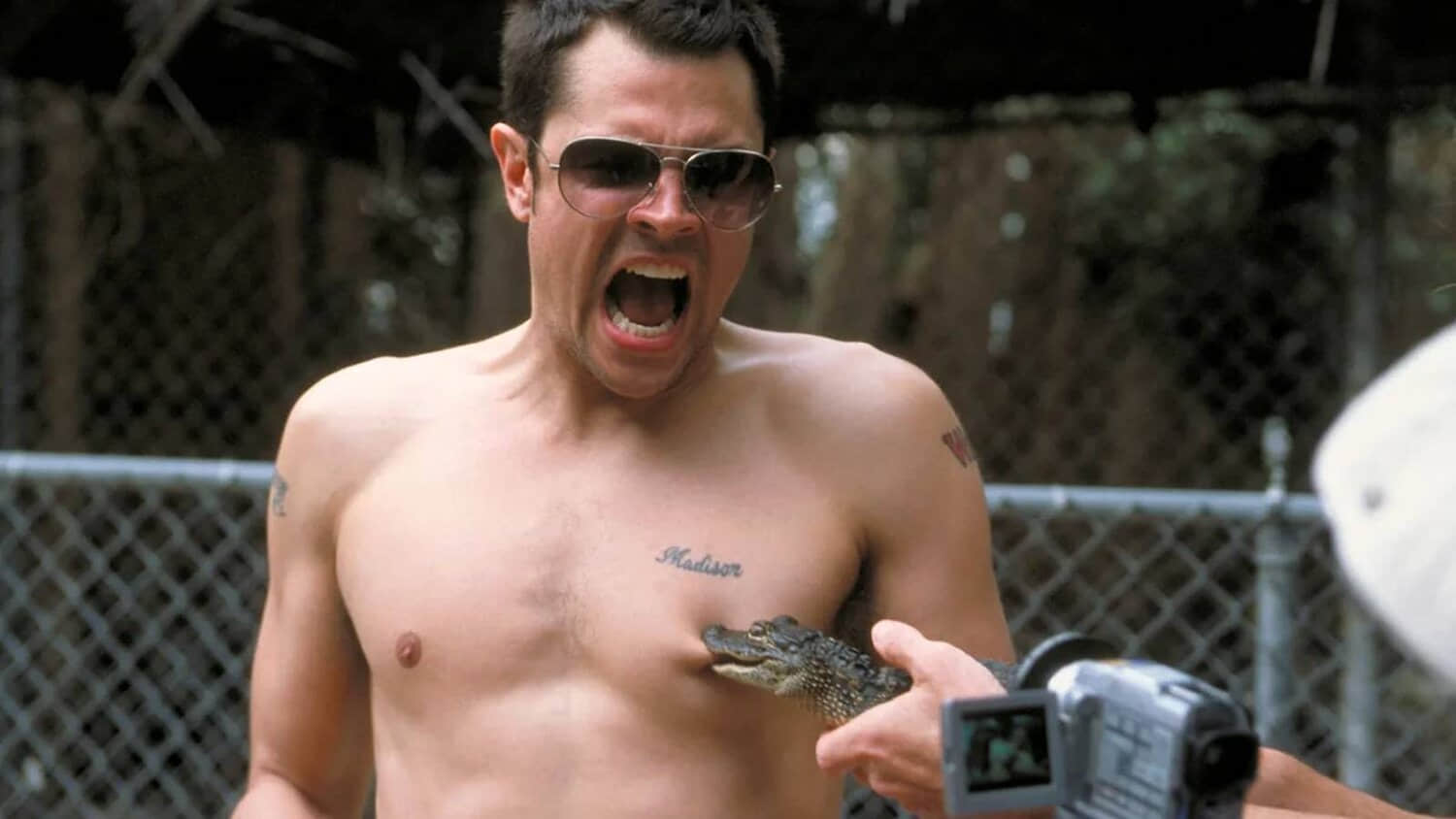 jackass-the-movie-johnny-knoxville-alligator.jpeg