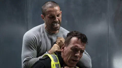 assets/avengement-scott-adkins-action-movie-streaming-free.jpeg