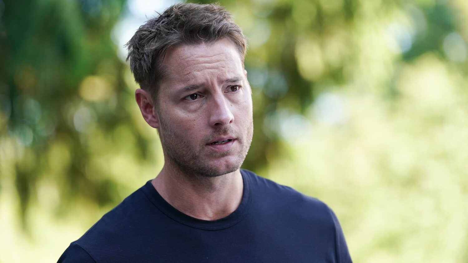 justin-hartley-as-colter-shaw-in-tracker-season-3.jpeg