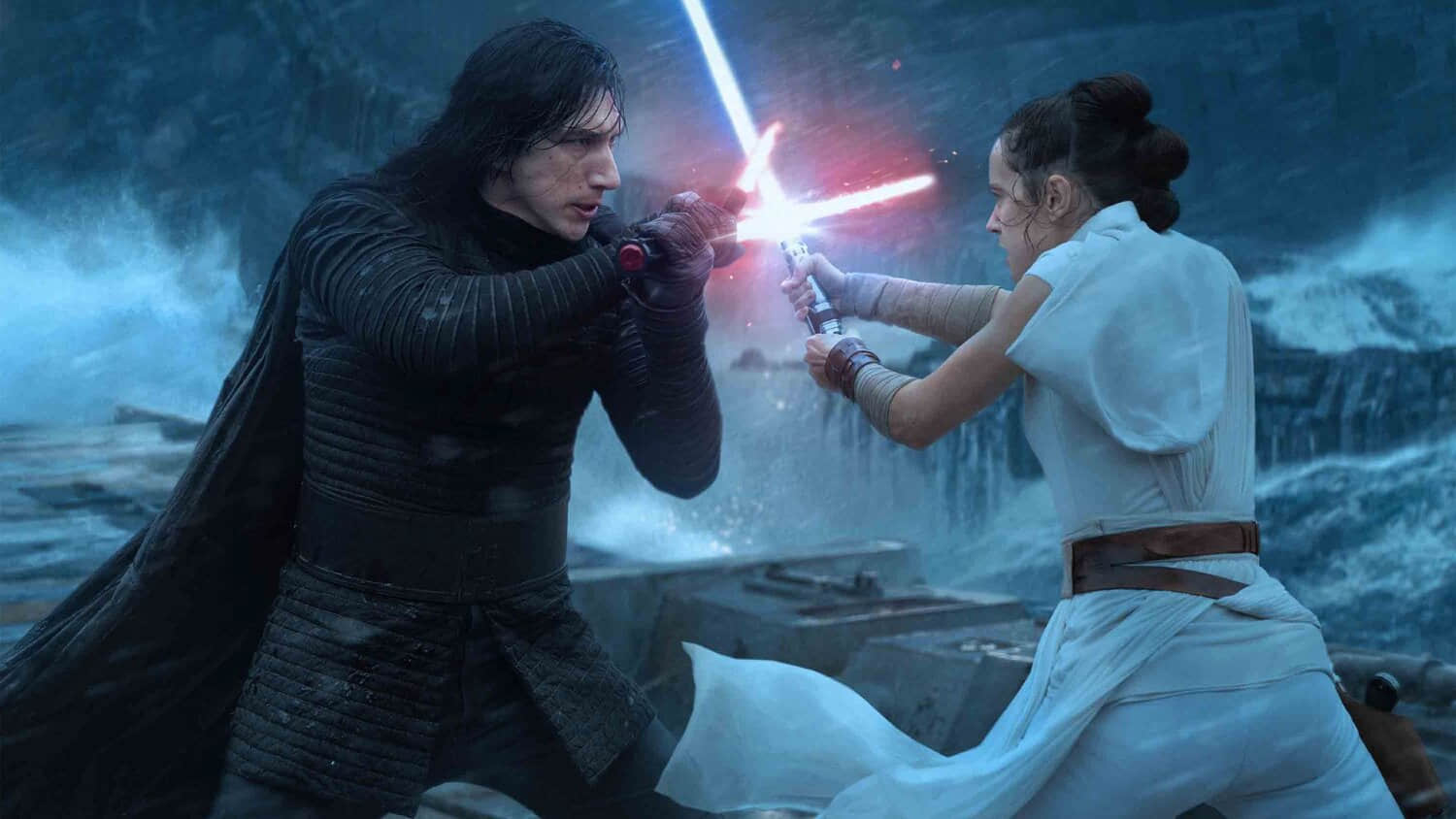 kylo-ren-vs-rey-in-the-rise-of-skywalker.jpeg