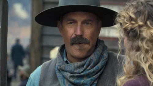 assets/kevin-costner-looking-concerned-in-horizon-an-american-saga.jpeg