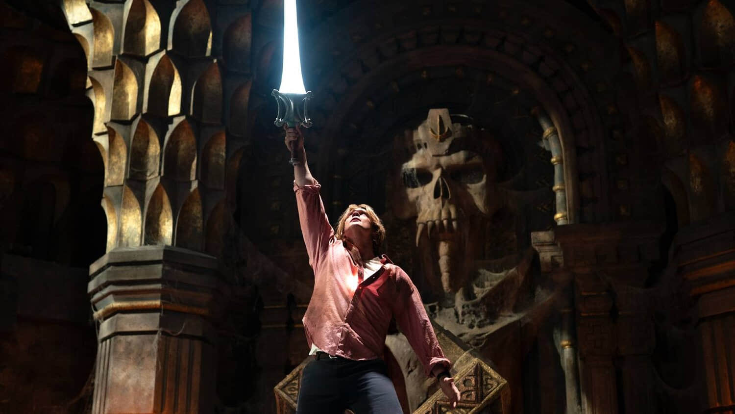 nicholas-galitzine-he-man-masters-of-the-universe.jpeg
