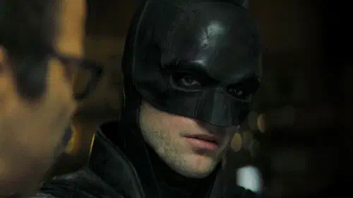 assets/robert-pattinson-s-batman-with-jeffrey-wright-s-jim-gordon-investigating-in-the-batman.jpeg