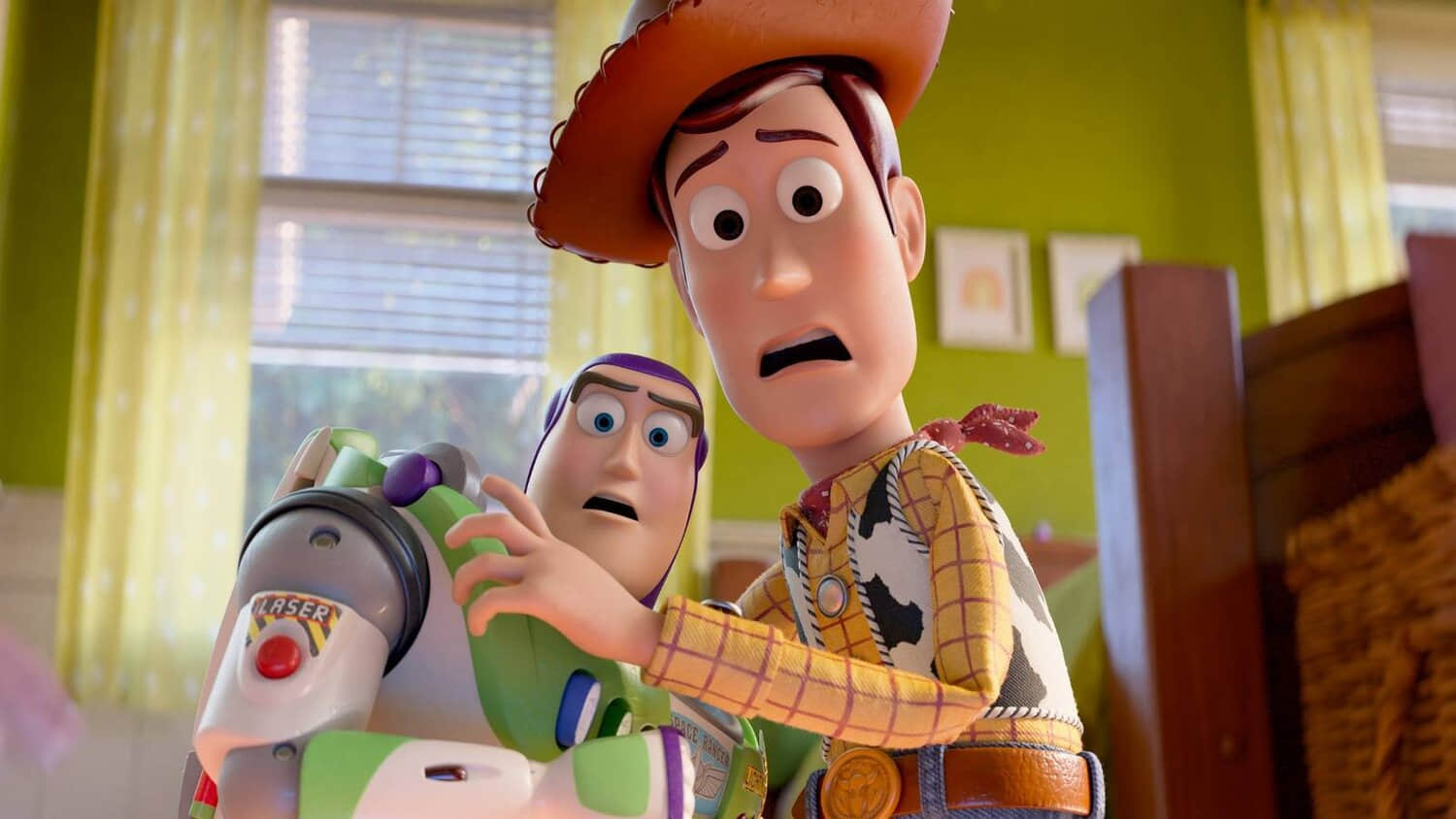 woody-and-buzz-lightyear-in-toy-story-5-2.jpeg