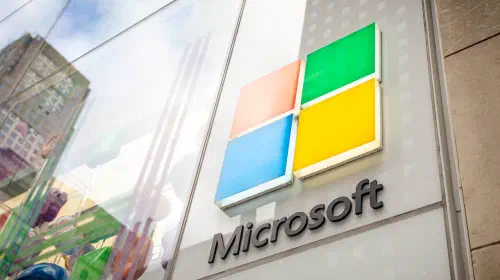 assets/MicrosoftLogoGebaeude.jpeg