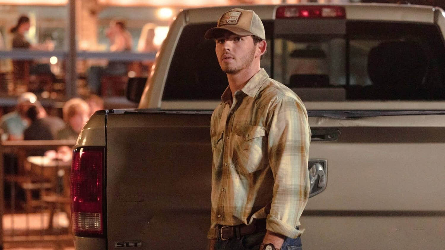 taylor-sheridan-dutton-ranch-streaming-success-paramount-tracker.jpeg