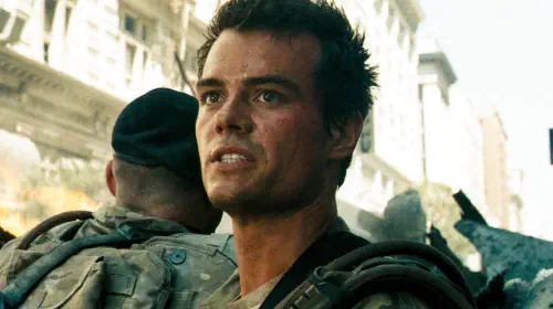 assets/josh-duhamel-in-2007-s-transformers.jpeg
