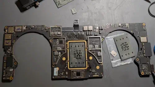 assets/M1-Max-transplant-performed-1.jpeg