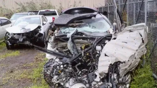 assets/the-wrecked-car-from-thh-crash-on-netflix.jpeg