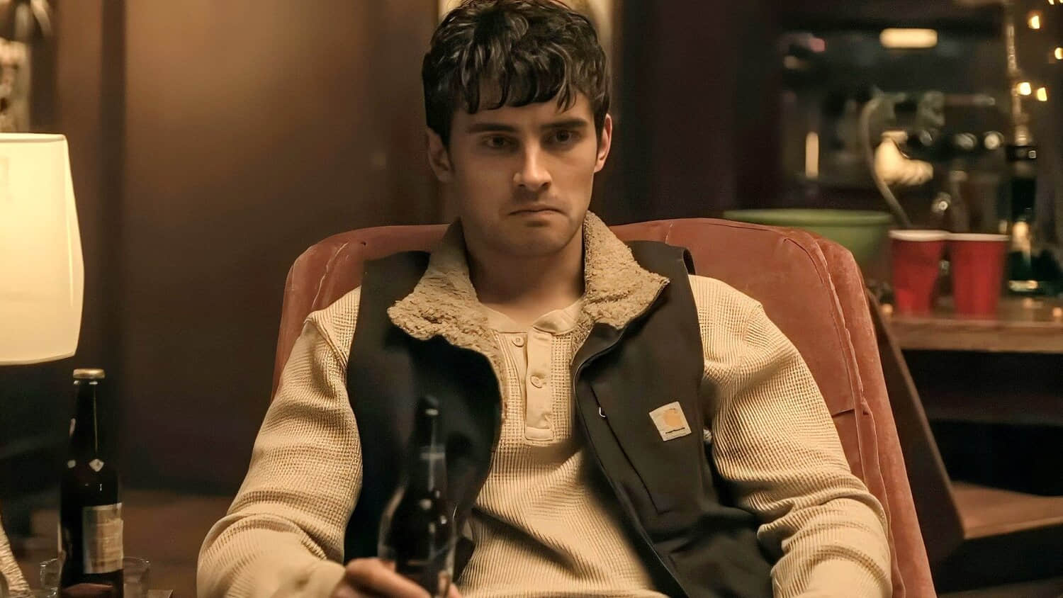michael-johnston-as-bear-frowning-while-holding-a-beer-in-obsession.jpeg