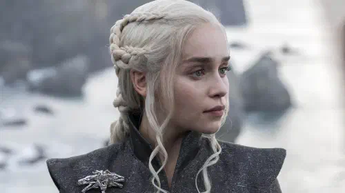 assets/emilia-clarke-as-daenerys-targaryen-in-game-of-thrones.jpeg