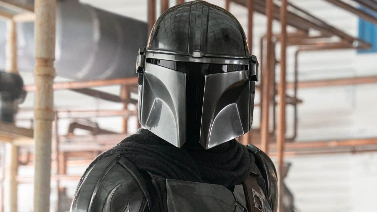 din-djarin-closeup-in-the-mandalorian-and-grogu.jpeg