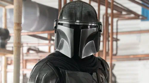 assets/din-djarin-closeup-in-the-mandalorian-and-grogu.jpeg