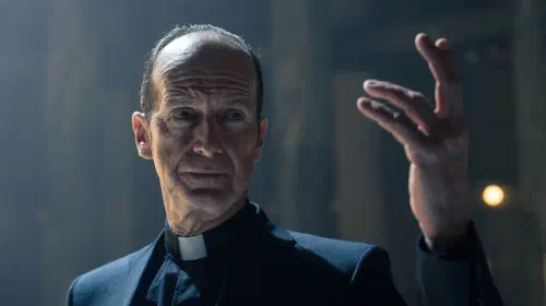 assets/denis-o-hare-in-evil-season-4.jpeg