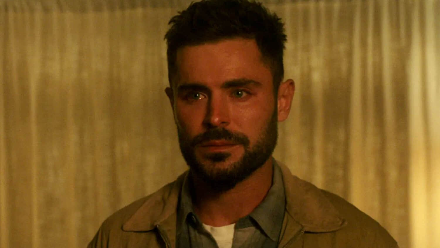 zac-efron-with-misty-eyes-in-firestarter-2022.jpeg