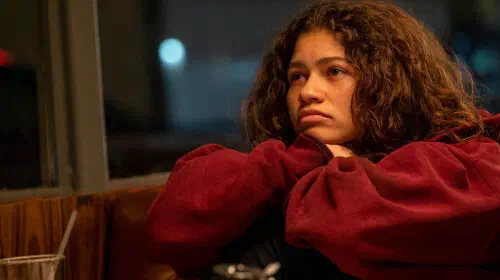 assets/zendaya-as-rue-bennett-in-season-1-of-euphoria.jpeg