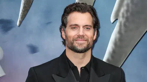assets/henry-cavill-on-the-red-carpet-for-the-witcher-season-3-premiere.jpeg