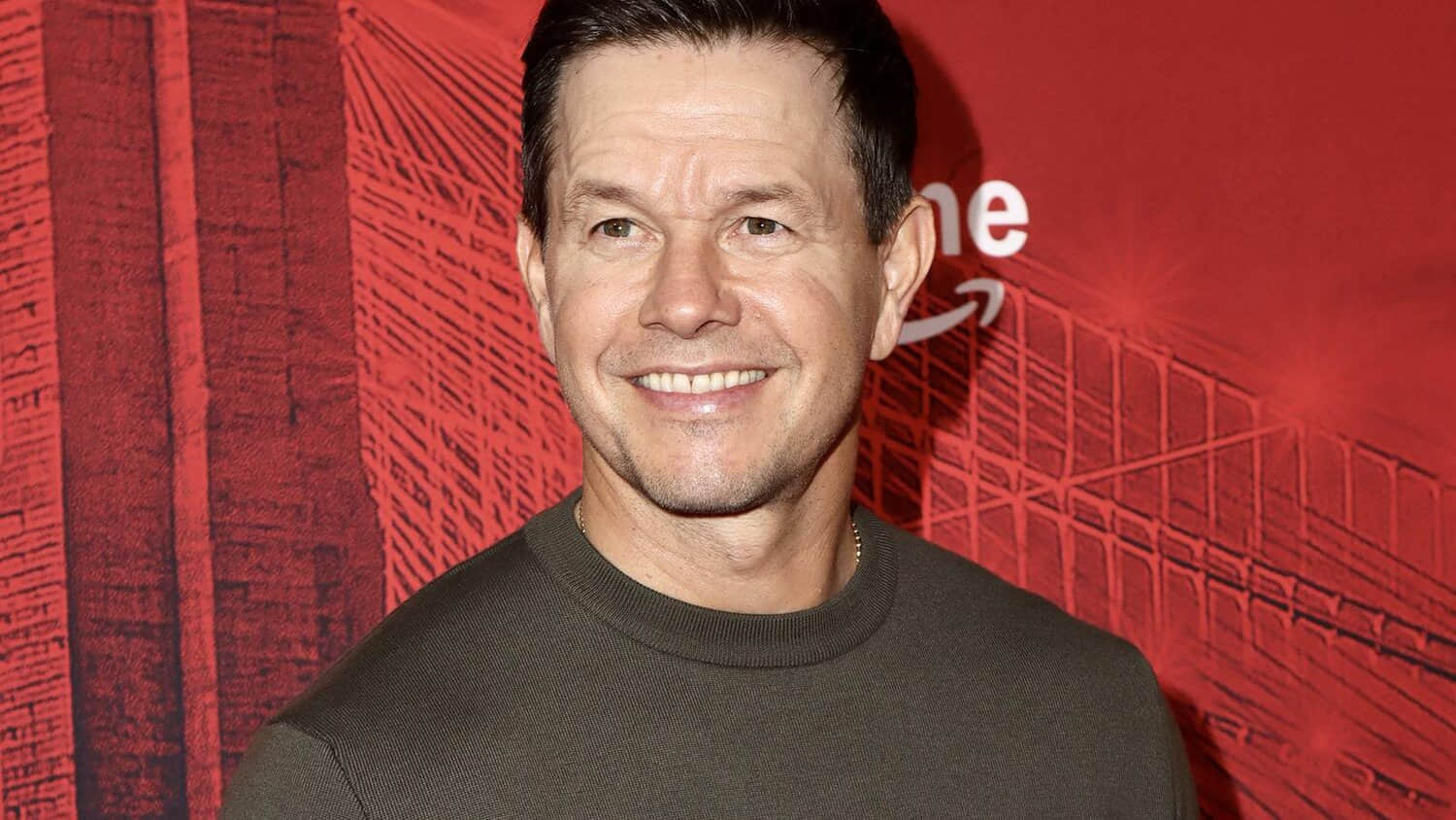 mark-wahlberg-play-dirty-red-carpet.jpeg