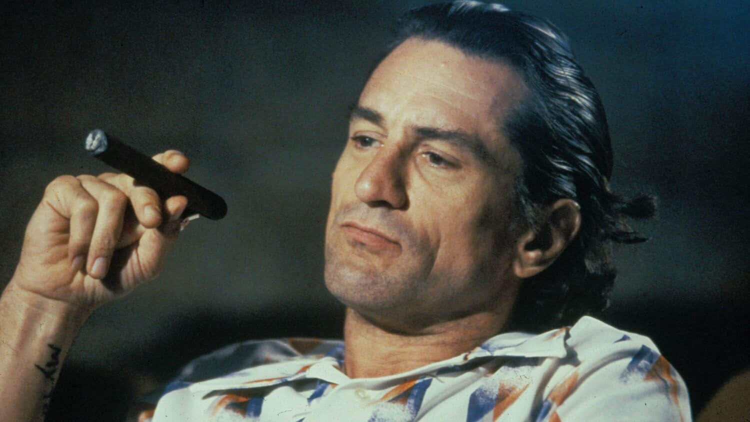 robert-de-niro-with-a-cigar-as-max-cady-in-cape-fear-1.jpeg