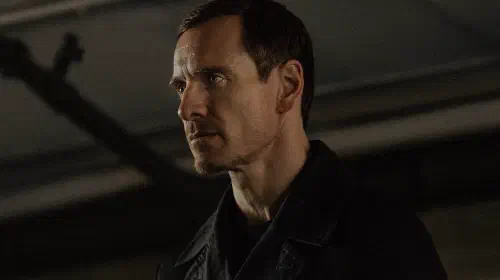 assets/michael-fassbender-as-martian-in-the-agency.jpeg