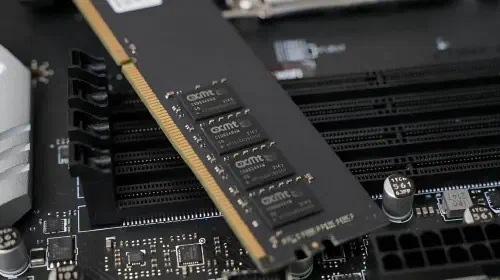 assets/CXMT-DDR5-Memory.jpeg