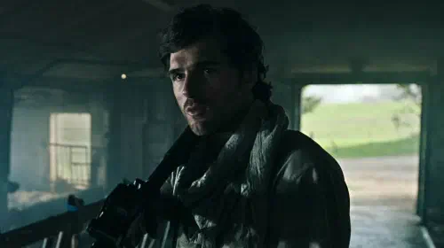 assets/jacob-elordi-in-the-dog-stars.jpeg